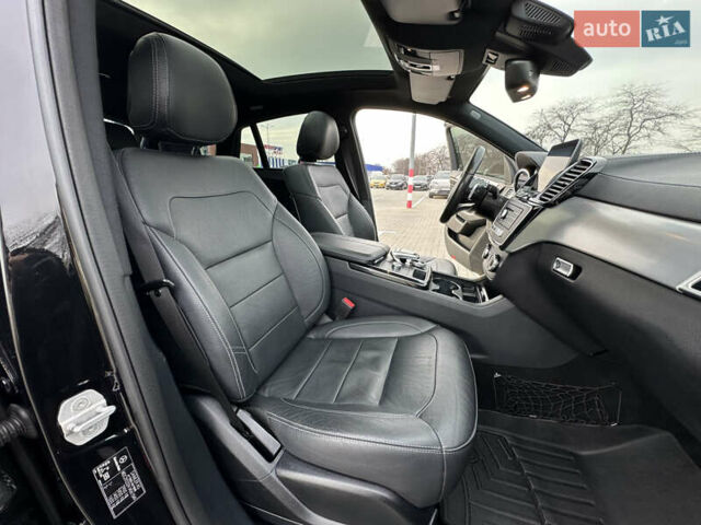 Черный Мерседес GLE-Class Coupe, объемом двигателя 2.99 л и пробегом 180 тыс. км за 33500 $, фото 45 на Automoto.ua
