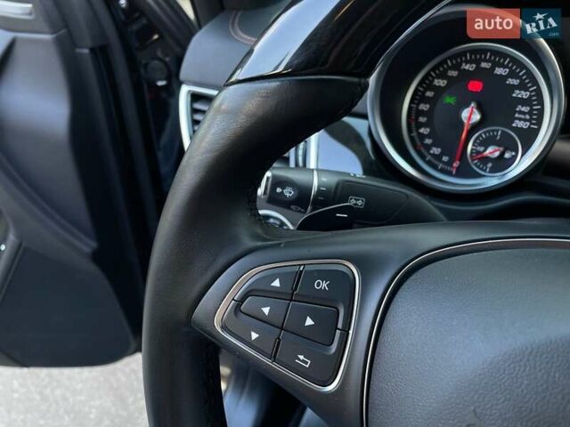 Черный Мерседес GLE-Class Coupe, объемом двигателя 3 л и пробегом 130 тыс. км за 40900 $, фото 61 на Automoto.ua