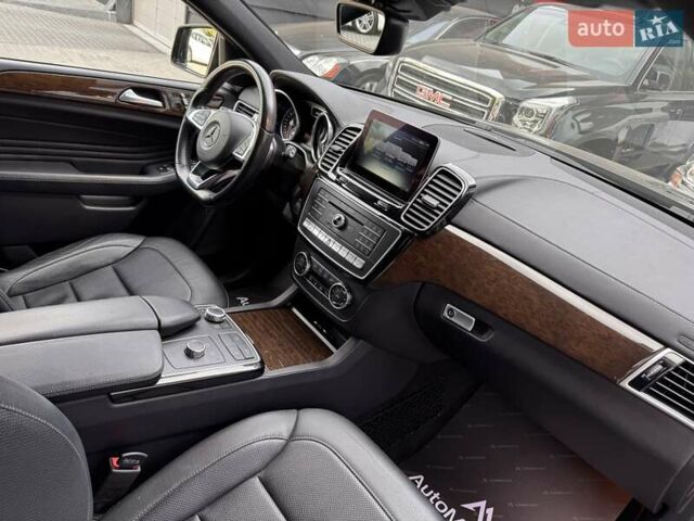Чорний Мерседес GLE-Class Coupe, об'ємом двигуна 3 л та пробігом 135 тис. км за 42900 $, фото 13 на Automoto.ua