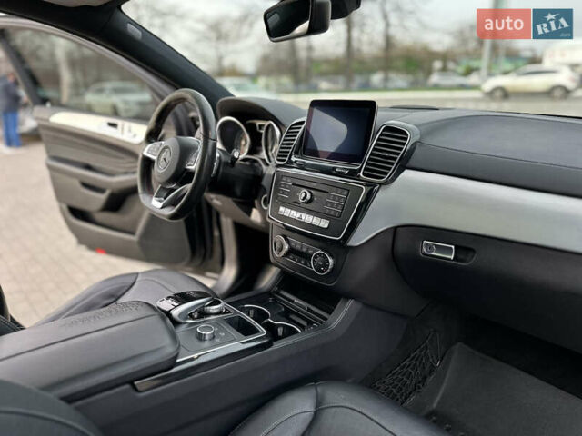 Черный Мерседес GLE-Class Coupe, объемом двигателя 2.99 л и пробегом 180 тыс. км за 33500 $, фото 48 на Automoto.ua