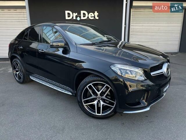 Черный Мерседес GLE-Class Coupe, объемом двигателя 3 л и пробегом 130 тыс. км за 40900 $, фото 17 на Automoto.ua