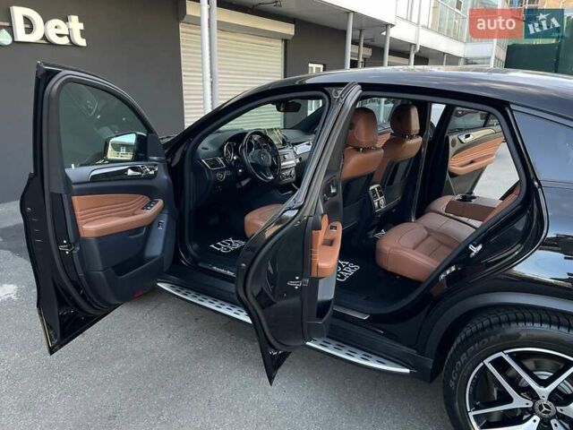 Черный Мерседес GLE-Class Coupe, объемом двигателя 3 л и пробегом 130 тыс. км за 40900 $, фото 43 на Automoto.ua