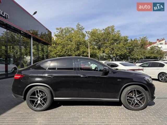 Чорний Мерседес GLE-Class Coupe, об'ємом двигуна 3 л та пробігом 135 тис. км за 42900 $, фото 6 на Automoto.ua