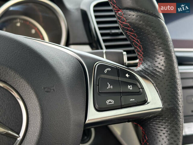 Черный Мерседес GLE-Class Coupe, объемом двигателя 2.99 л и пробегом 180 тыс. км за 33500 $, фото 64 на Automoto.ua