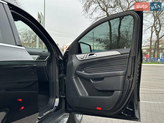 Черный Мерседес GLE-Class Coupe, объемом двигателя 2.99 л и пробегом 180 тыс. км за 33500 $, фото 43 на Automoto.ua