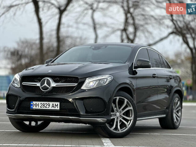 Черный Мерседес GLE-Class Coupe, объемом двигателя 2.99 л и пробегом 180 тыс. км за 33500 $, фото 5 на Automoto.ua