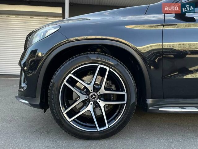 Черный Мерседес GLE-Class Coupe, объемом двигателя 3 л и пробегом 130 тыс. км за 40900 $, фото 24 на Automoto.ua