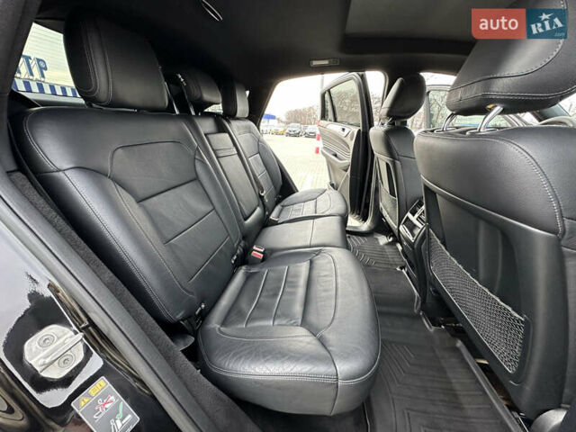 Черный Мерседес GLE-Class Coupe, объемом двигателя 2.99 л и пробегом 180 тыс. км за 33500 $, фото 4 на Automoto.ua