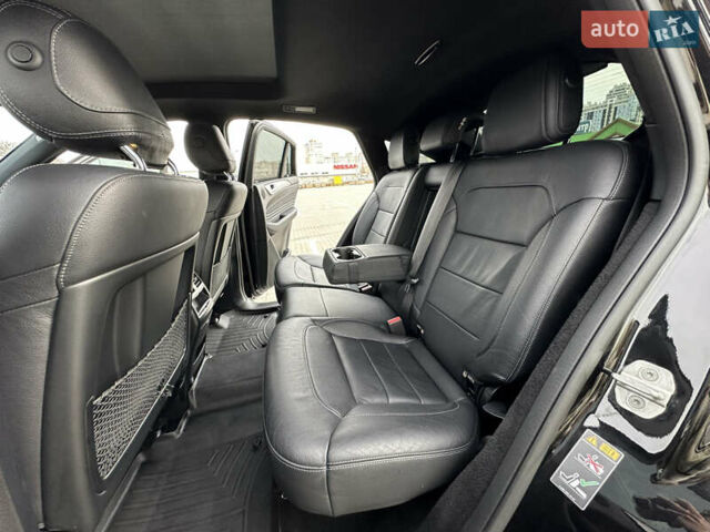 Черный Мерседес GLE-Class Coupe, объемом двигателя 2.99 л и пробегом 180 тыс. км за 33500 $, фото 32 на Automoto.ua