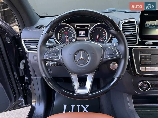 Черный Мерседес GLE-Class Coupe, объемом двигателя 3 л и пробегом 130 тыс. км за 40900 $, фото 51 на Automoto.ua