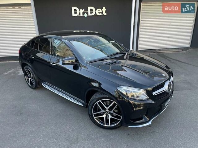 Черный Мерседес GLE-Class Coupe, объемом двигателя 3 л и пробегом 130 тыс. км за 40900 $, фото 13 на Automoto.ua