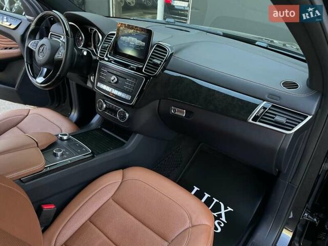 Черный Мерседес GLE-Class Coupe, объемом двигателя 3 л и пробегом 130 тыс. км за 40900 $, фото 55 на Automoto.ua