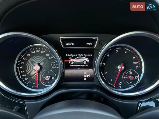 Черный Мерседес GLE-Class Coupe, объемом двигателя 3 л и пробегом 130 тыс. км за 40900 $, фото 77 на Automoto.ua