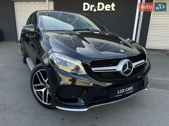 Черный Мерседес GLE-Class Coupe, объемом двигателя 3 л и пробегом 130 тыс. км за 40900 $, фото 19 на Automoto.ua
