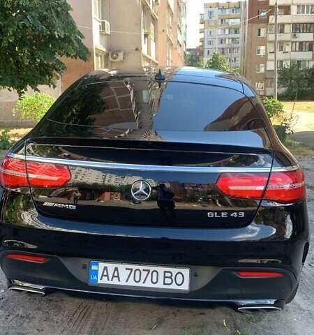 Черный Мерседес GLE-Class Coupe, объемом двигателя 3 л и пробегом 74 тыс. км за 46500 $, фото 6 на Automoto.ua