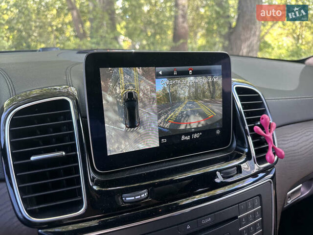 Чорний Мерседес GLE-Class Coupe, об'ємом двигуна 3 л та пробігом 65 тис. км за 46700 $, фото 11 на Automoto.ua