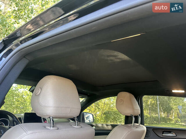 Чорний Мерседес GLE-Class Coupe, об'ємом двигуна 3 л та пробігом 65 тис. км за 46700 $, фото 14 на Automoto.ua
