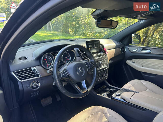 Чорний Мерседес GLE-Class Coupe, об'ємом двигуна 3 л та пробігом 65 тис. км за 46700 $, фото 7 на Automoto.ua