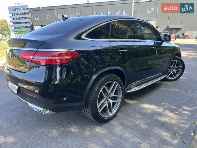 Чорний Мерседес GLE-Class Coupe, об'ємом двигуна 3 л та пробігом 65 тис. км за 46700 $, фото 2 на Automoto.ua