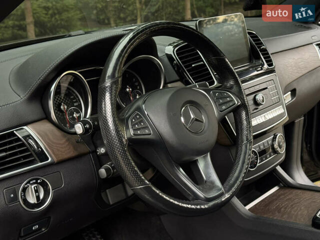 Мерседес GLE-Class Coupe 2017 у Дрогобичі на Automoto.ua Чорний Мерседес GLE-Class Coupe, об'ємом двигуна 3 л та пробігом 96 тис. км за 47999 $, фото 128 на Automoto.ua