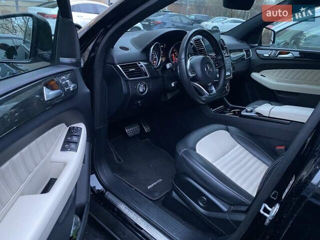 Черный Мерседес GLE-Class Coupe, объемом двигателя 2.99 л и пробегом 188 тыс. км за 39500 $, фото 4 на Automoto.ua