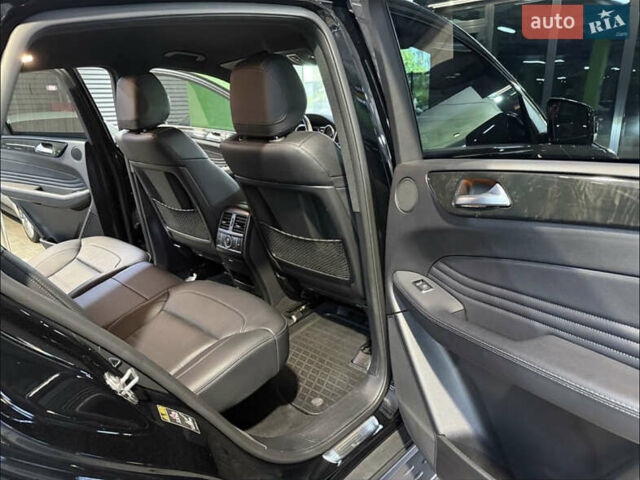 Чорний Мерседес GLE-Class Coupe, об'ємом двигуна 2.93 л та пробігом 165 тис. км за 47000 $, фото 10 на Automoto.ua