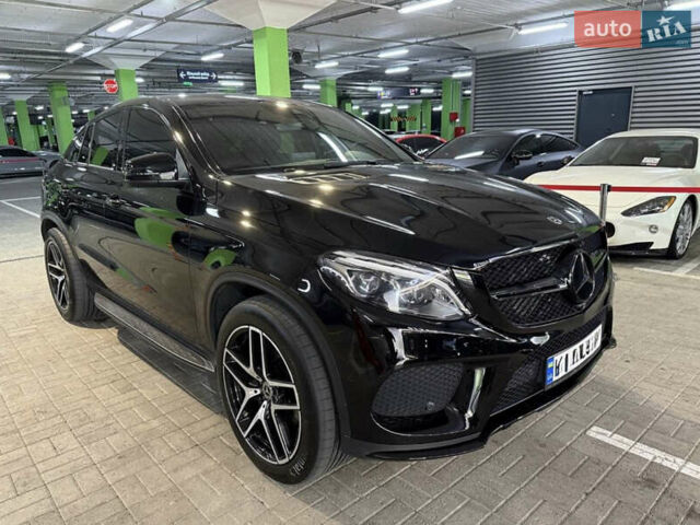 Чорний Мерседес GLE-Class Coupe, об'ємом двигуна 2.93 л та пробігом 165 тис. км за 47000 $, фото 4 на Automoto.ua