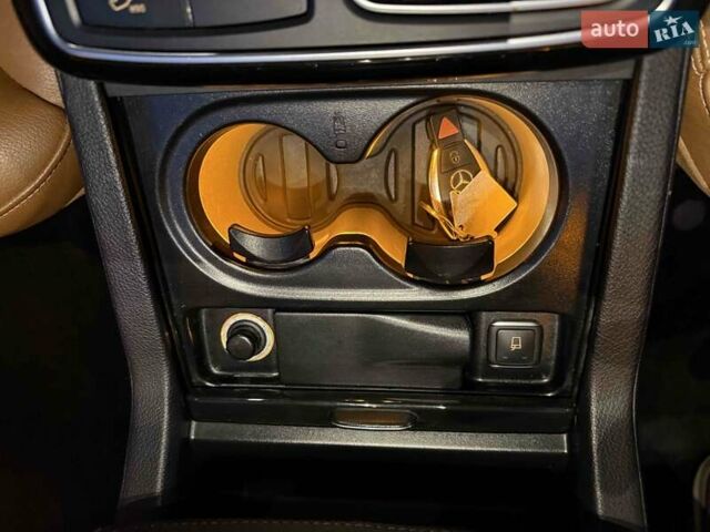 Чорний Мерседес GLE-Class Coupe, об'ємом двигуна 3 л та пробігом 61 тис. км за 49900 $, фото 33 на Automoto.ua