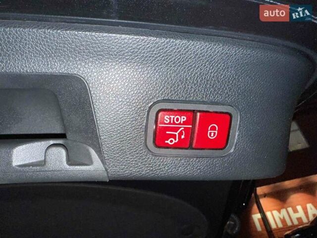 Чорний Мерседес GLE-Class Coupe, об'ємом двигуна 3 л та пробігом 61 тис. км за 49900 $, фото 44 на Automoto.ua