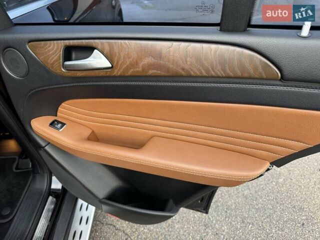 Чорний Мерседес GLE-Class Coupe, об'ємом двигуна 3 л та пробігом 82 тис. км за 46900 $, фото 45 на Automoto.ua