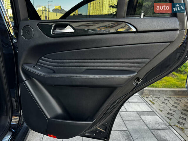 Черный Мерседес GLE-Class Coupe, объемом двигателя 3 л и пробегом 237 тыс. км за 46800 $, фото 19 на Automoto.ua