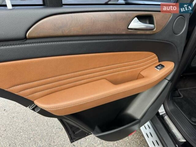 Чорний Мерседес GLE-Class Coupe, об'ємом двигуна 3 л та пробігом 82 тис. км за 46900 $, фото 29 на Automoto.ua