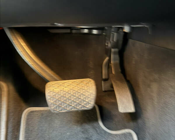 Чорний Мерседес GLE-Class Coupe, об'ємом двигуна 3 л та пробігом 108 тис. км за 45500 $, фото 19 на Automoto.ua