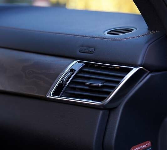 Черный Мерседес GLE-Class Coupe, объемом двигателя 3 л и пробегом 137 тыс. км за 47777 $, фото 24 на Automoto.ua