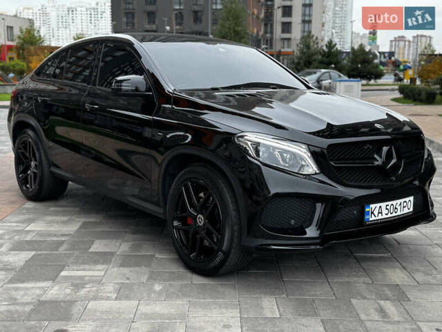 Черный Мерседес GLE-Class Coupe, объемом двигателя 3 л и пробегом 237 тыс. км за 43900 $, фото 4 на Automoto.ua
