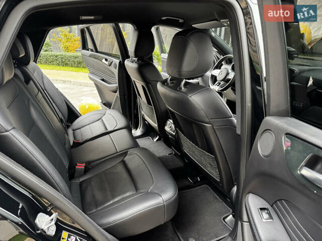 Чорний Мерседес GLE-Class Coupe, об'ємом двигуна 3 л та пробігом 237 тис. км за 43900 $, фото 21 на Automoto.ua