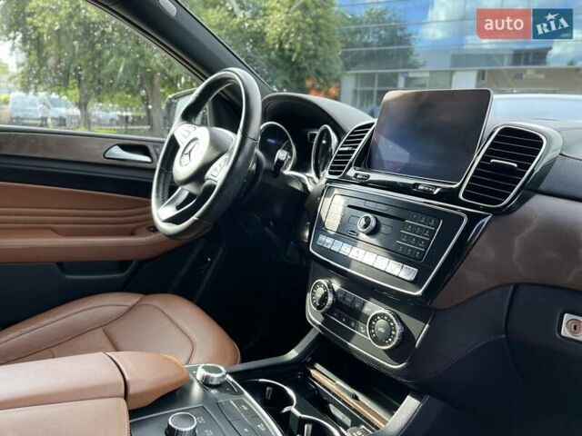 Черный Мерседес GLE-Class Coupe, объемом двигателя 3 л и пробегом 83 тыс. км за 49000 $, фото 12 на Automoto.ua