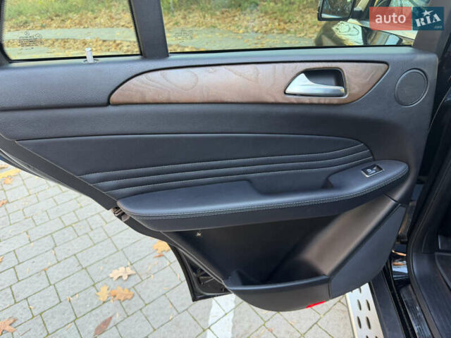 Чорний Мерседес GLE-Class Coupe, об'ємом двигуна 3 л та пробігом 108 тис. км за 45500 $, фото 16 на Automoto.ua