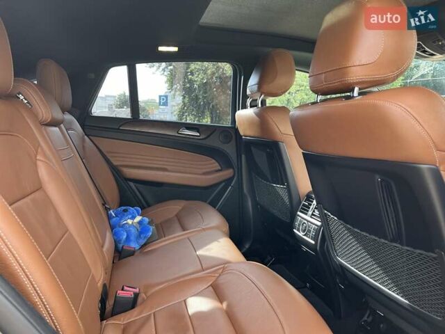 Черный Мерседес GLE-Class Coupe, объемом двигателя 3 л и пробегом 83 тыс. км за 49000 $, фото 30 на Automoto.ua