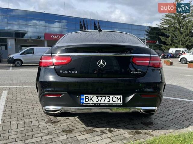 Черный Мерседес GLE-Class Coupe, объемом двигателя 3 л и пробегом 83 тыс. км за 49000 $, фото 5 на Automoto.ua