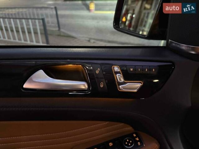 Чорний Мерседес GLE-Class Coupe, об'ємом двигуна 3 л та пробігом 61 тис. км за 49900 $, фото 17 на Automoto.ua