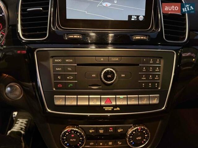 Чорний Мерседес GLE-Class Coupe, об'ємом двигуна 3 л та пробігом 61 тис. км за 49900 $, фото 30 на Automoto.ua