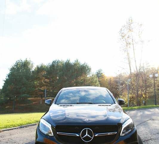 Черный Мерседес GLE-Class Coupe, объемом двигателя 3 л и пробегом 137 тыс. км за 47777 $, фото 5 на Automoto.ua