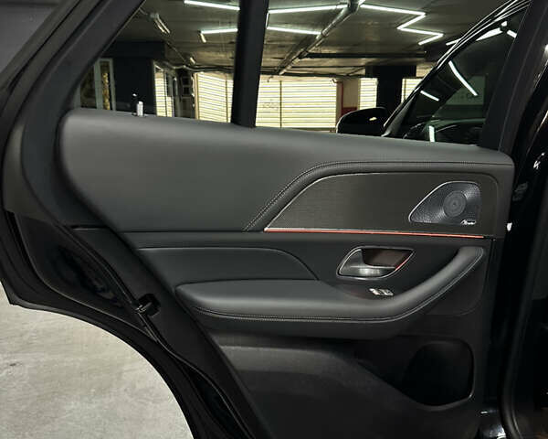 Чорний Мерседес GLE-Class Coupe, об'ємом двигуна 3.98 л та пробігом 13 тис. км за 98000 $, фото 52 на Automoto.ua