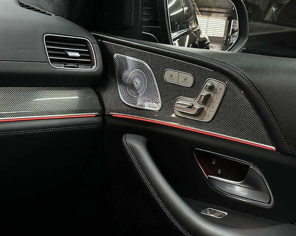 Чорний Мерседес GLE-Class Coupe, об'ємом двигуна 3.98 л та пробігом 13 тис. км за 98000 $, фото 36 на Automoto.ua