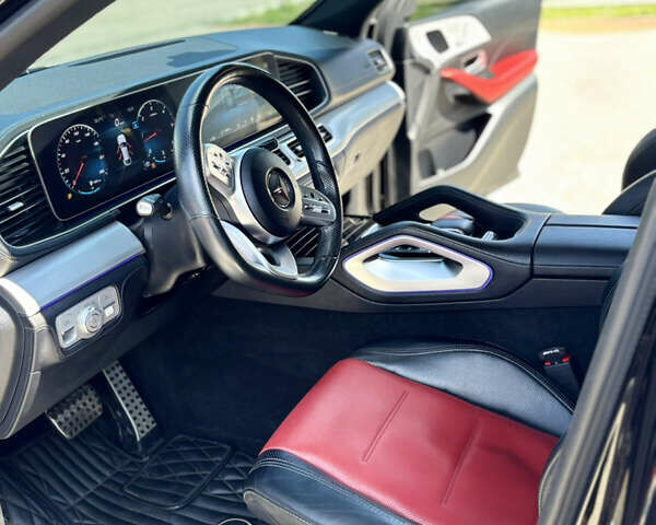Черный Мерседес GLE-Class Coupe, объемом двигателя 2.93 л и пробегом 77 тыс. км за 71000 $, фото 6 на Automoto.ua