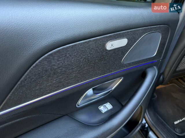 Чорний Мерседес GLE-Class Coupe, об'ємом двигуна 2.93 л та пробігом 90 тис. км за 68800 $, фото 34 на Automoto.ua