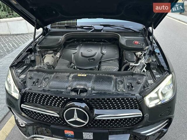 Черный Мерседес GLE-Class Coupe, объемом двигателя 3 л и пробегом 49 тыс. км за 82500 $, фото 76 на Automoto.ua