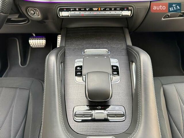 Черный Мерседес GLE-Class Coupe, объемом двигателя 4 л и пробегом 55 тыс. км за 122555 $, фото 24 на Automoto.ua