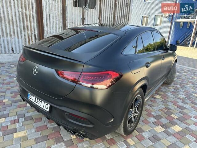 Черный Мерседес GLE-Class Coupe, объемом двигателя 1.99 л и пробегом 74 тыс. км за 90000 $, фото 3 на Automoto.ua